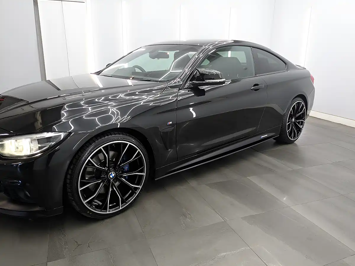 Used 2017 BMW 4 Series M Sport Black - Interior and Exterior details 3