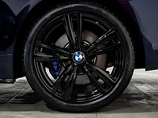 Used 2017 BMW 4 Series M Sport Blue - Interior and Exterior details 10