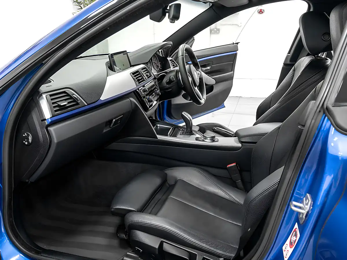 Used 2017 BMW 4 Series M Sport Estoril Blue - Interior and Exterior details 12