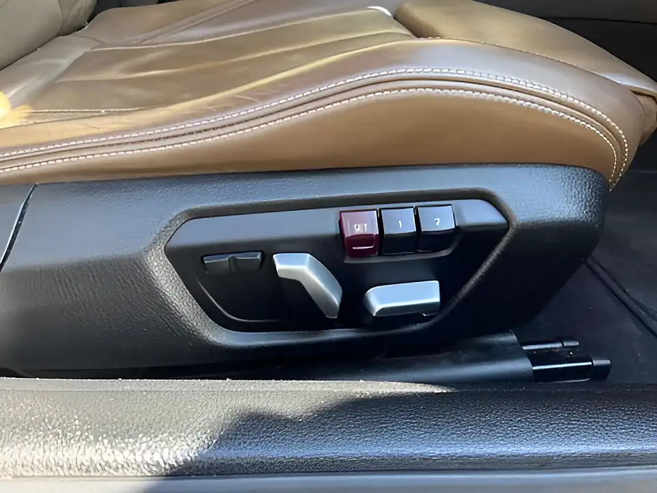 Used 2017 BMW 4 Series M Sport Mineral Grey - Interior and Exterior details 13