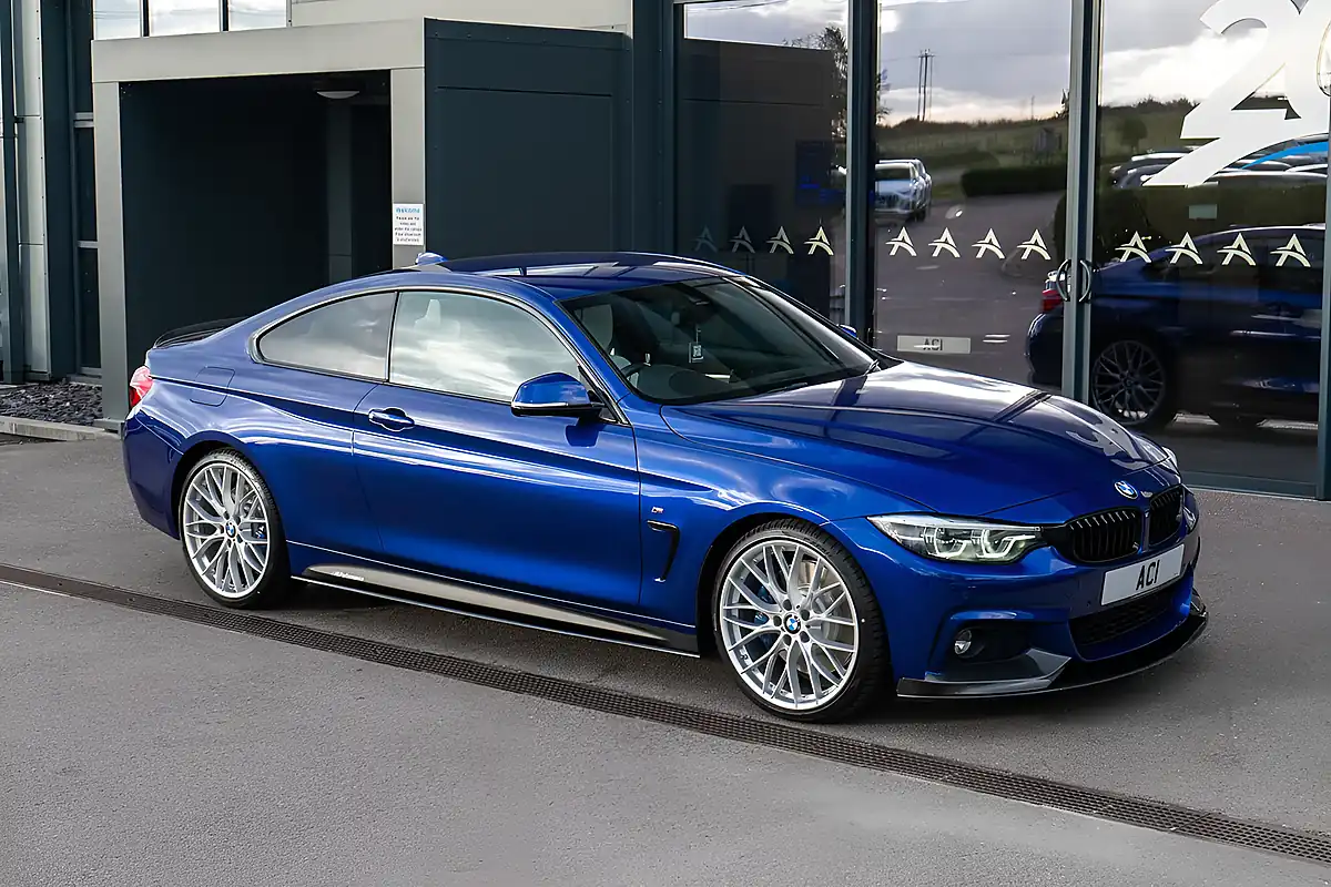 Used 2017 BMW 4 Series M Sport San Marino - Interior and Exterior details 12