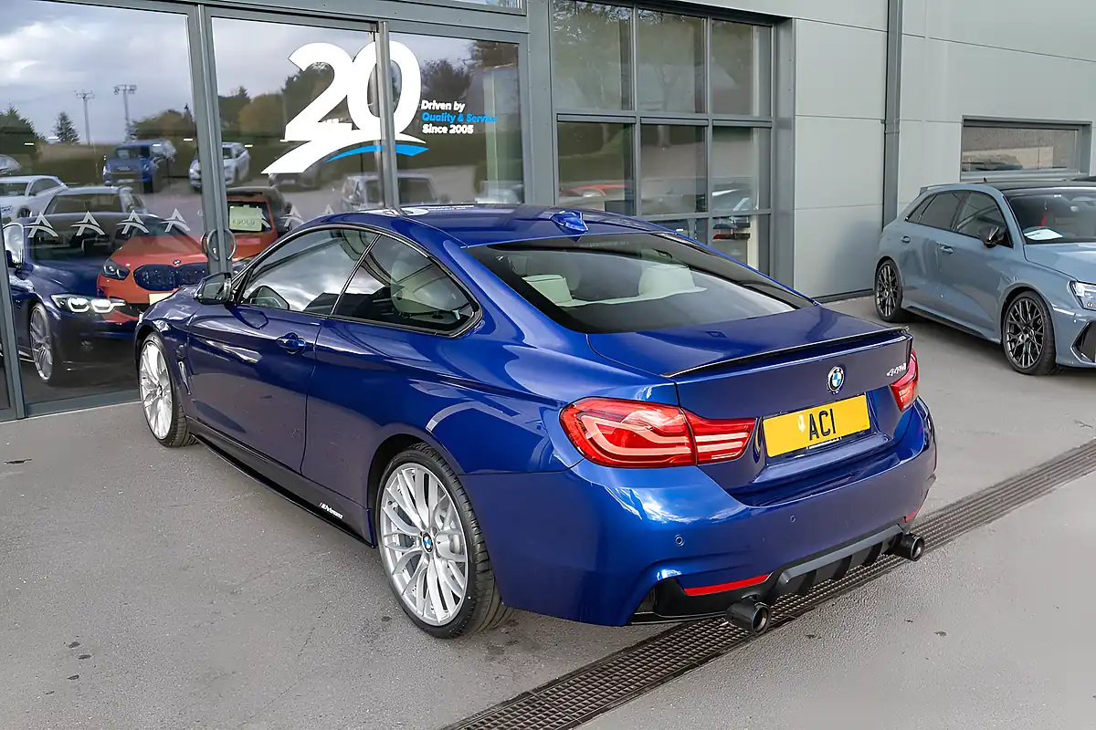 Used 2017 BMW 4 Series M Sport San Marino - Interior and Exterior details 14
