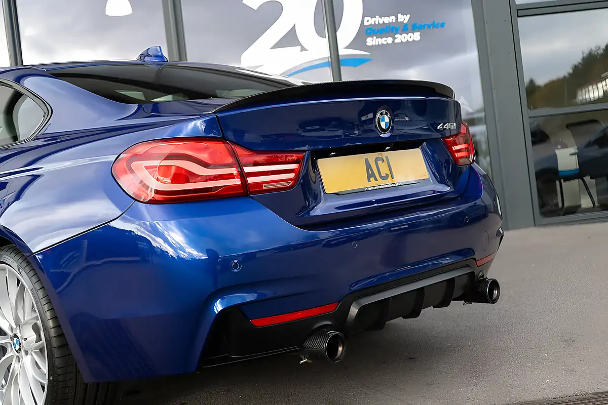 Used 2017 BMW 4 Series M Sport San Marino - Interior and Exterior details 15