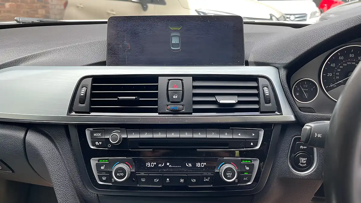 Used 2017 BMW 4 Series M Sport Silver - Interior and Exterior details 11