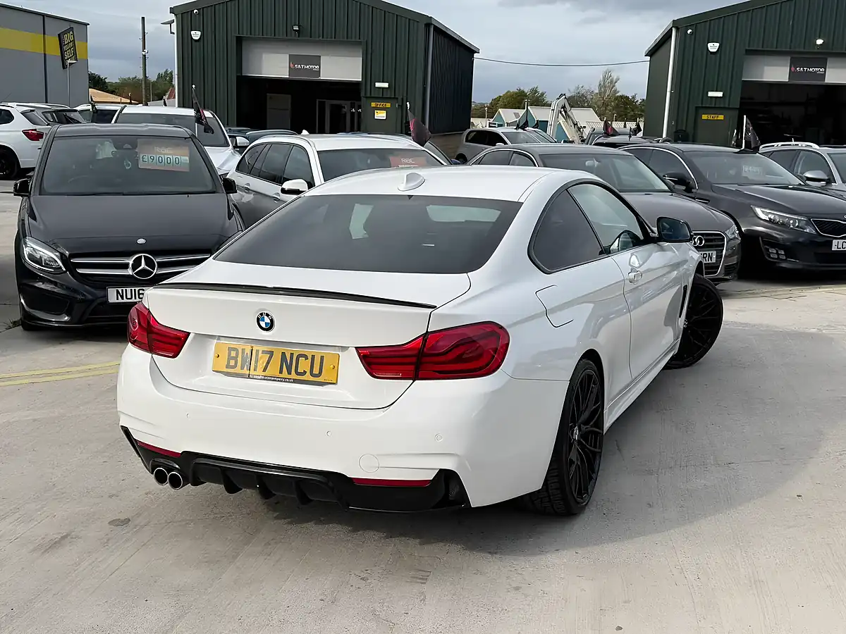 Used 2017 BMW 4 Series M Sport White - Interior and Exterior details 11