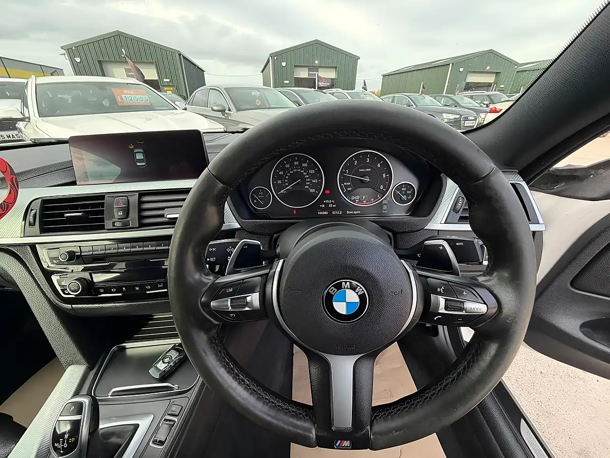 Used 2017 BMW 4 Series M Sport White - Interior and Exterior details 17