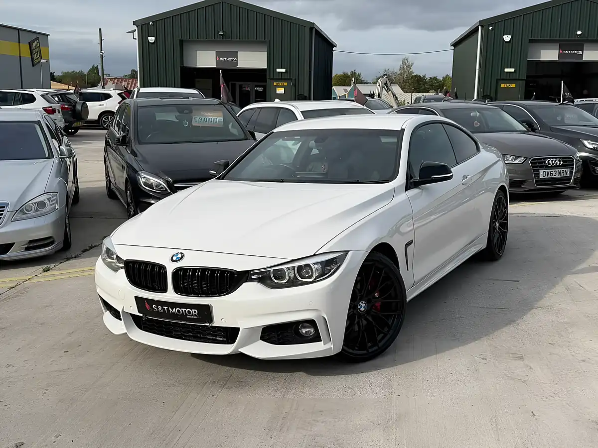 Used 2017 BMW 4 Series M Sport White - Interior and Exterior details 6