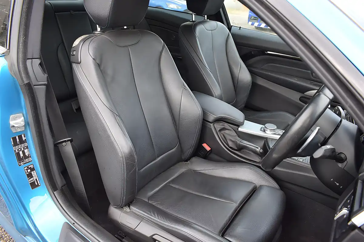 Used 2017 BMW 440i M Sport Blue - Interior and Exterior details 14