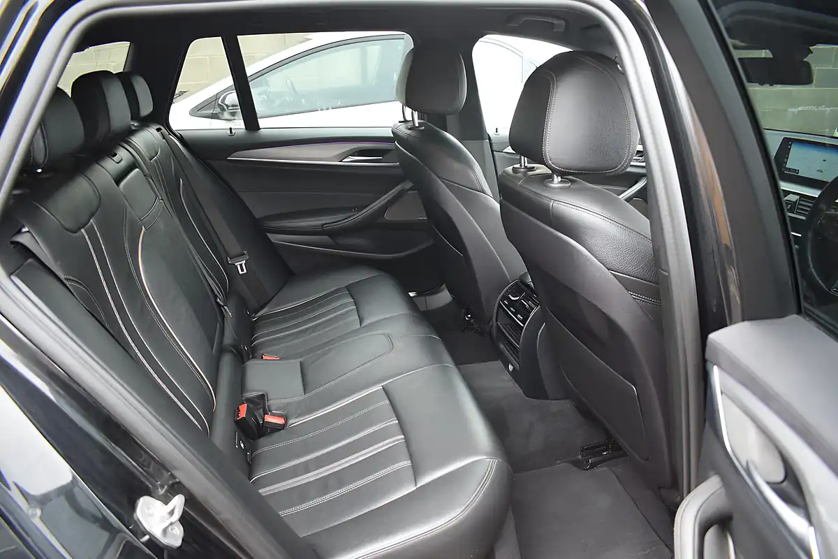Used 2017 BMW 5 Series M Sport Black - Interior and Exterior details 11