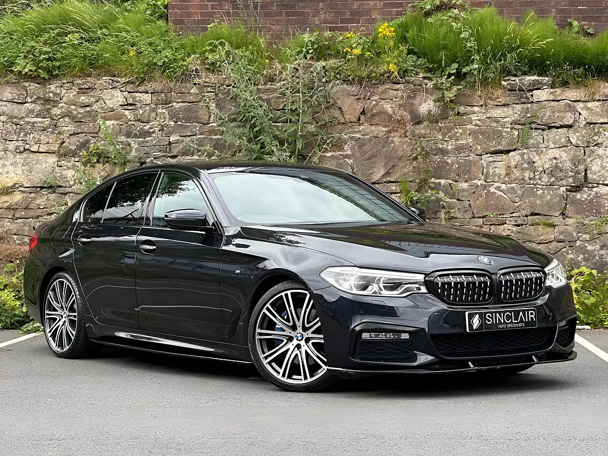 Used 2017 BMW 5 Series M Sport Black - Front View