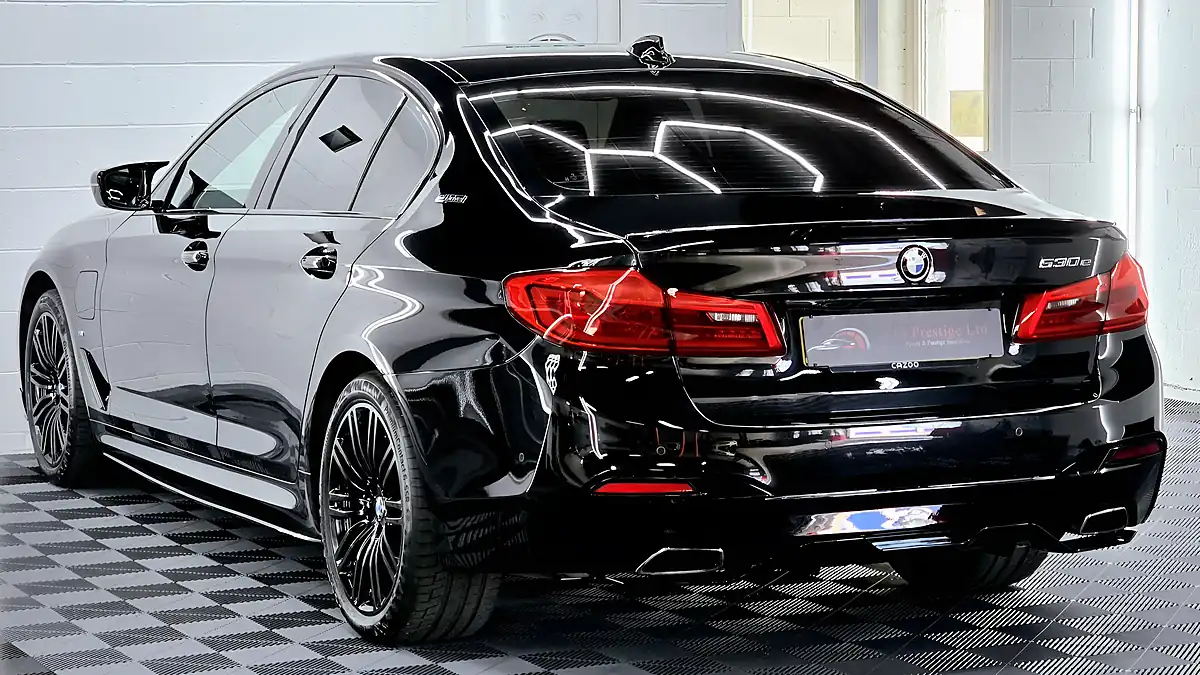Used 2017 BMW 5 Series M Sport Black Sapphire - Interior and Exterior details 10