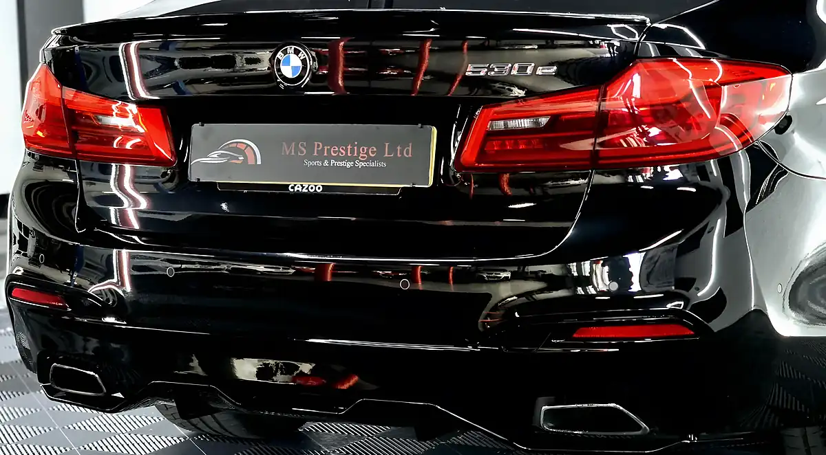 Used 2017 BMW 5 Series M Sport Black Sapphire - Interior and Exterior details 12