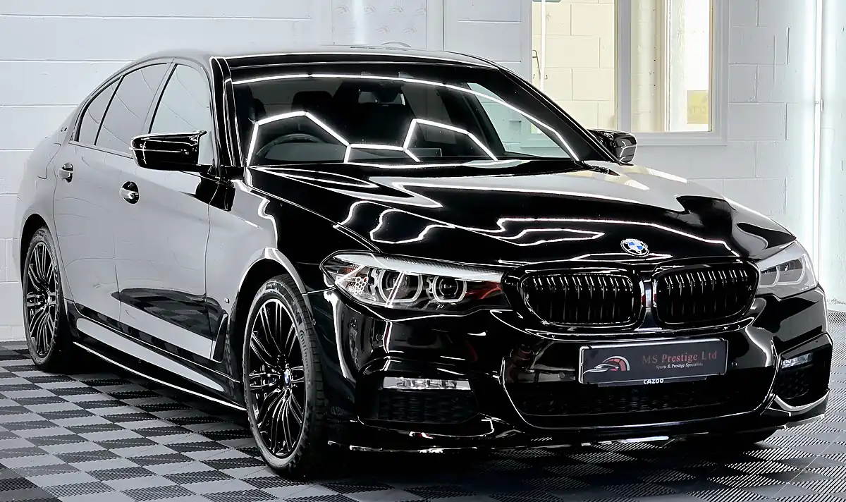 Used 2017 BMW 5 Series M Sport Black Sapphire - Interior and Exterior details 4