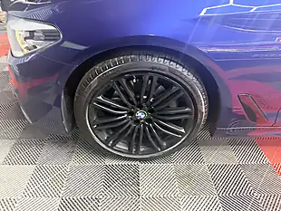 Used 2017 BMW 5 Series M Sport Blue - Interior and Exterior details 16