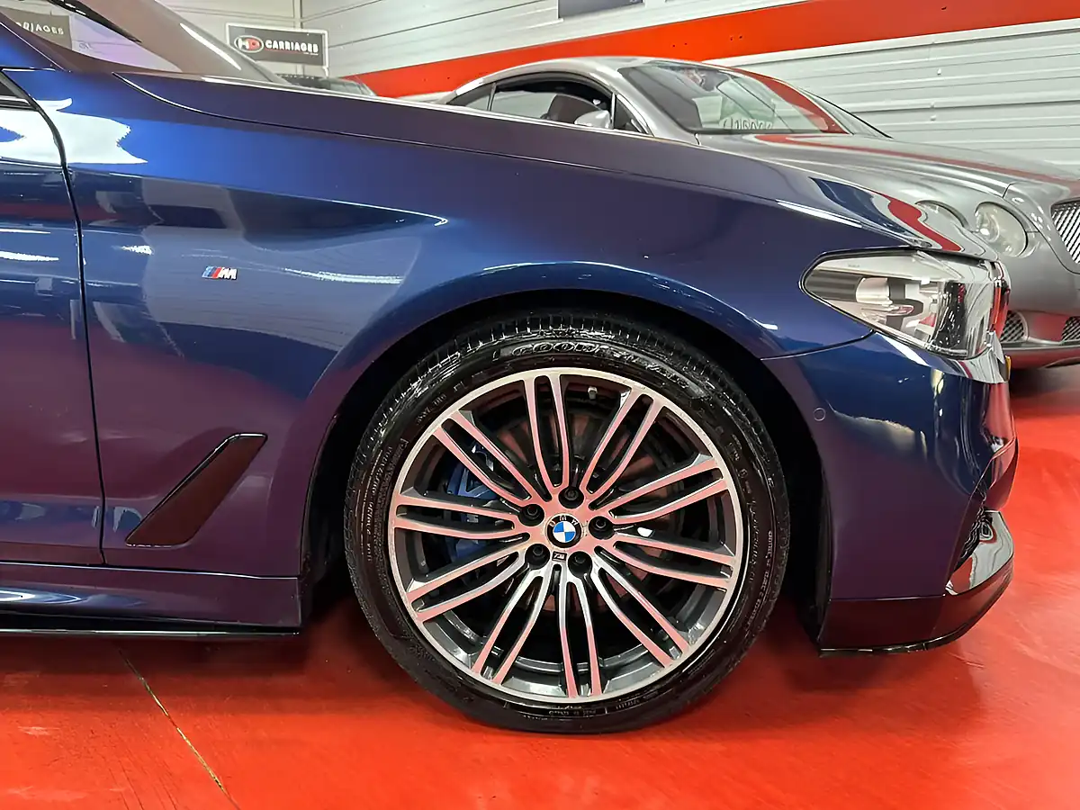 Used 2017 BMW 5 Series M Sport Blue - Interior and Exterior details 7