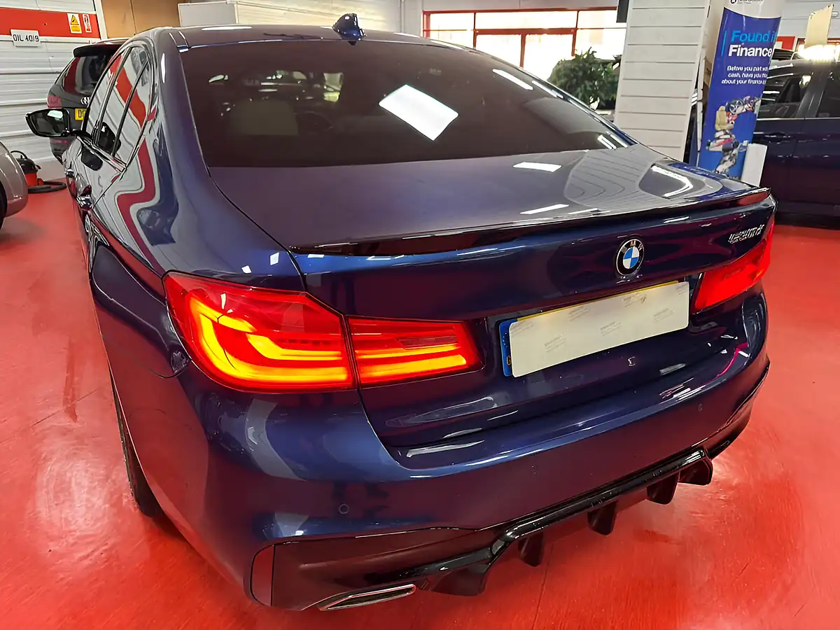 Used 2017 BMW 5 Series M Sport Blue - Interior and Exterior details 9