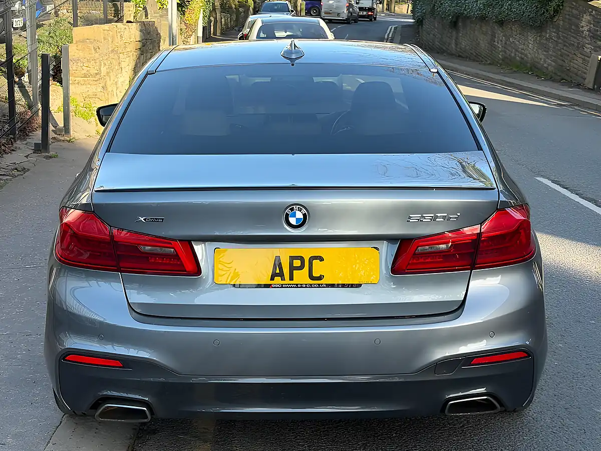 Used 2017 BMW 5 Series M Sport Blue - Interior and Exterior details 10