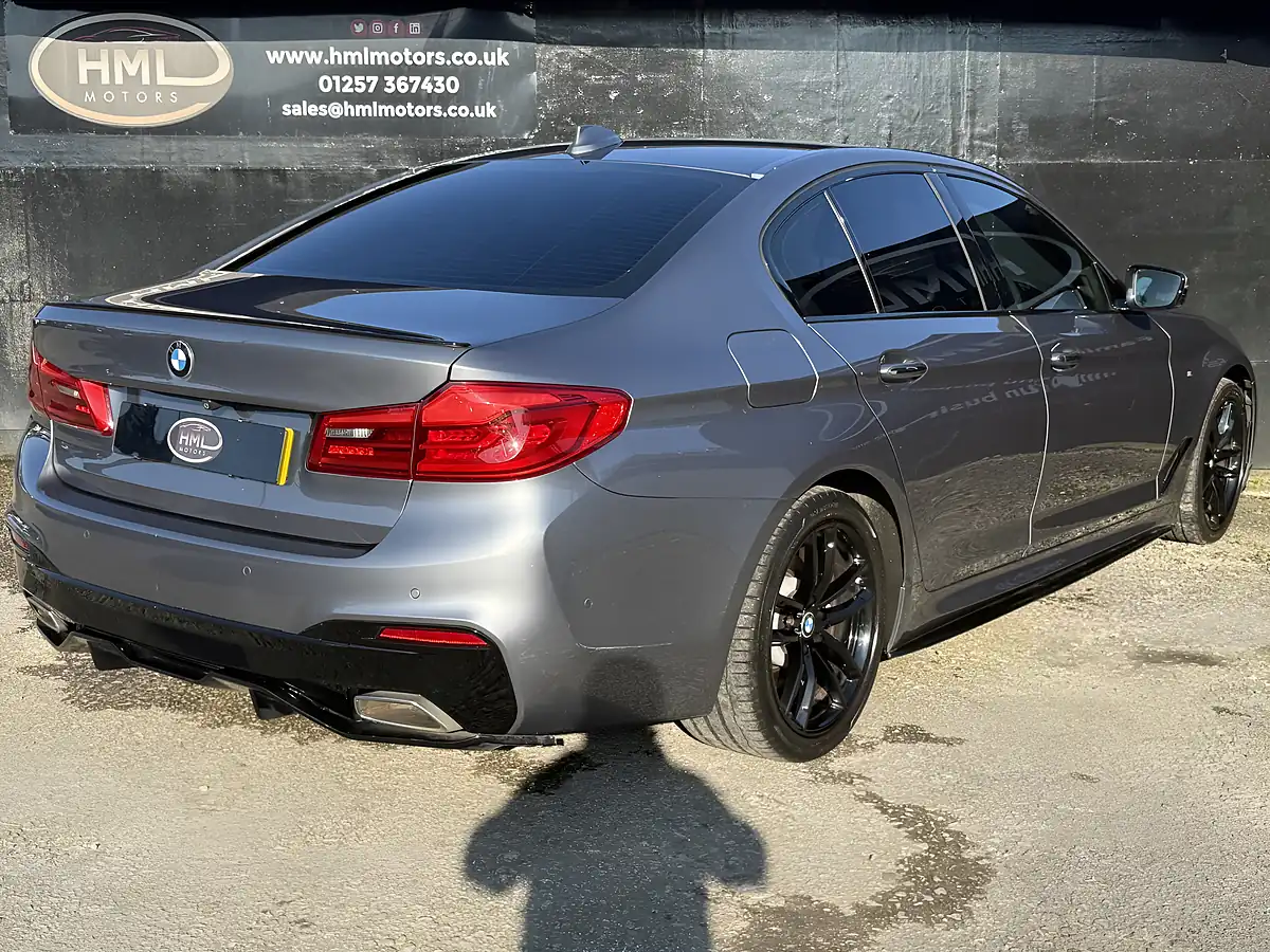 Used 2017 BMW 5 Series M Sport Blue - Interior and Exterior details 8