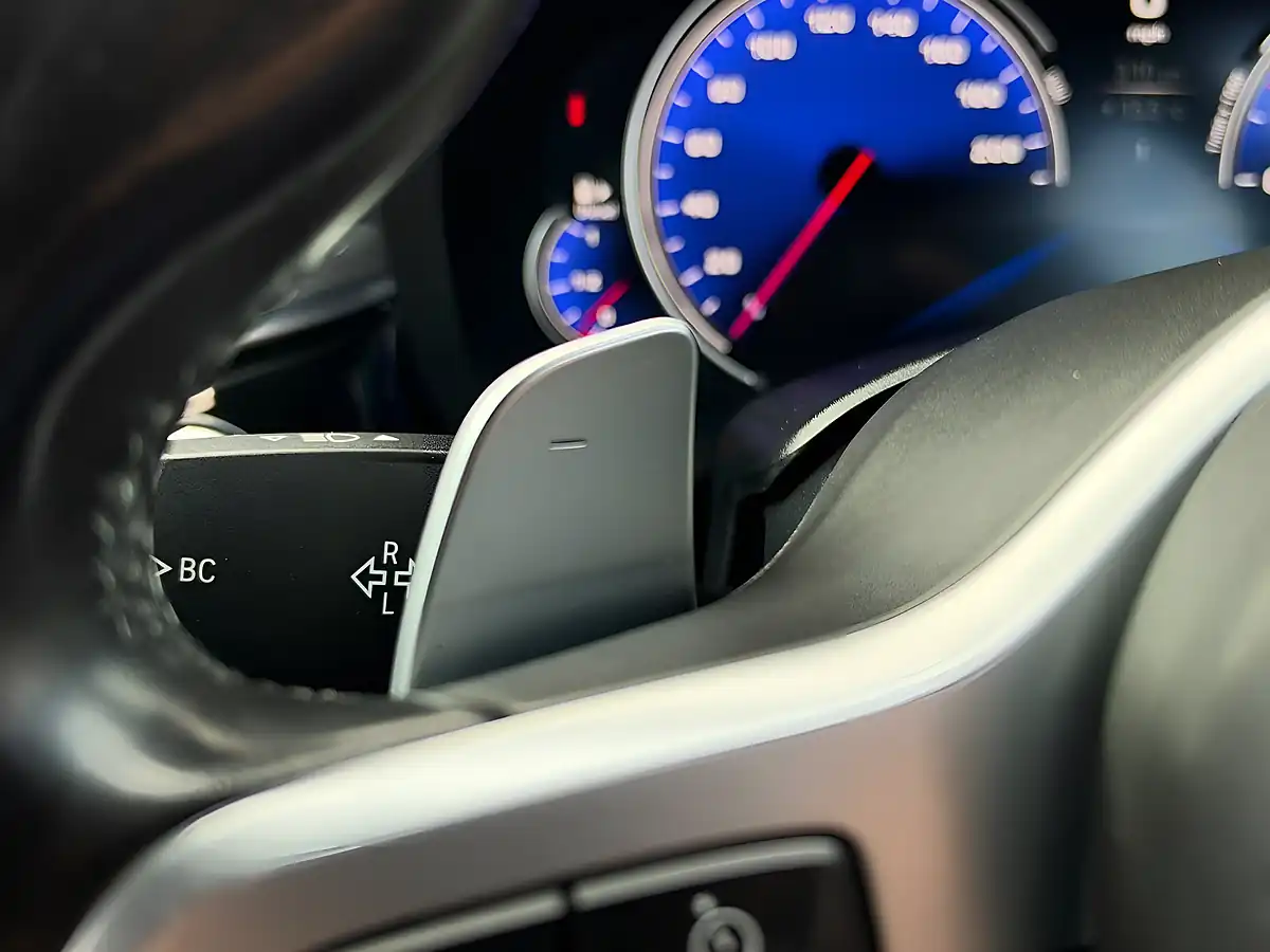 Used 2017 BMW 5 Series M Sport Blue - Interior and Exterior details 16