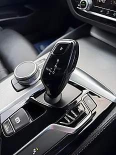 Used 2017 BMW 5 Series M Sport Blue - Interior and Exterior details 4