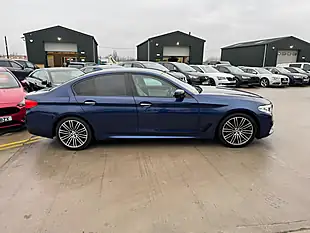 Used 2017 BMW 5 Series M Sport Blue - Interior and Exterior details 10