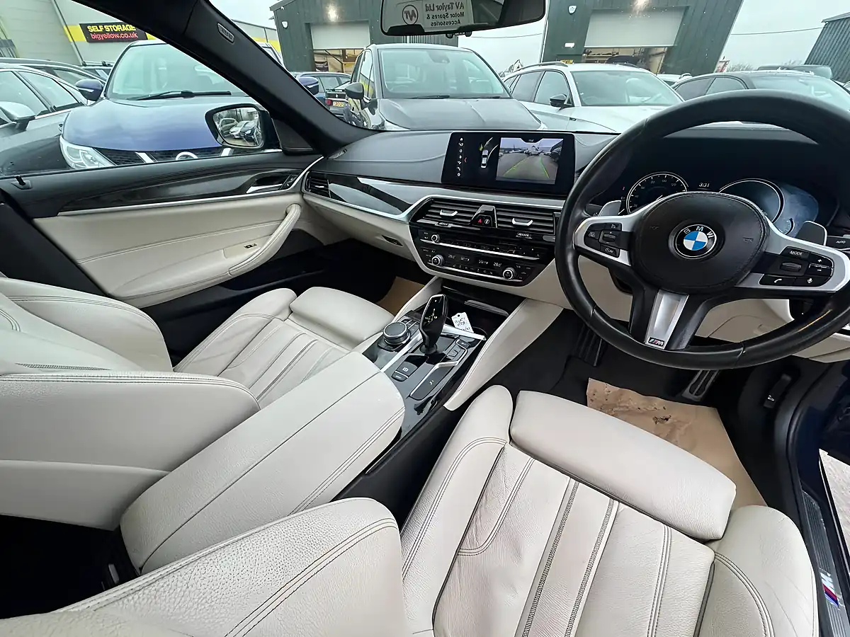 Used 2017 BMW 5 Series M Sport Blue - Interior and Exterior details 14