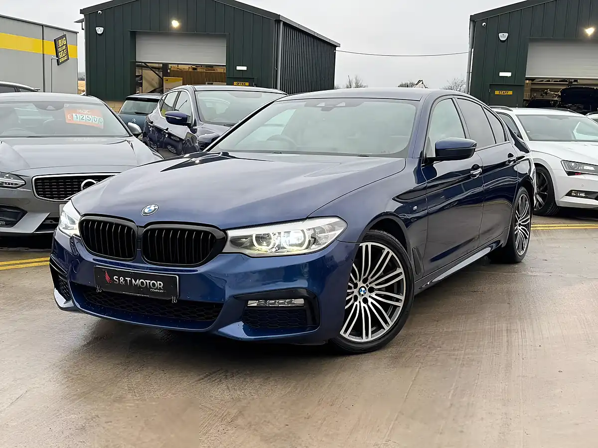 Used 2017 BMW 5 Series M Sport Blue - Interior and Exterior details 6