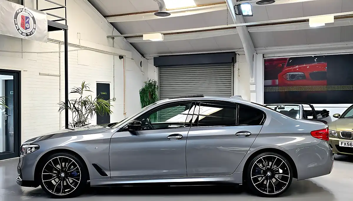 Used 2017 BMW 5 Series M Sport Bluestone - Interior and Exterior details 6