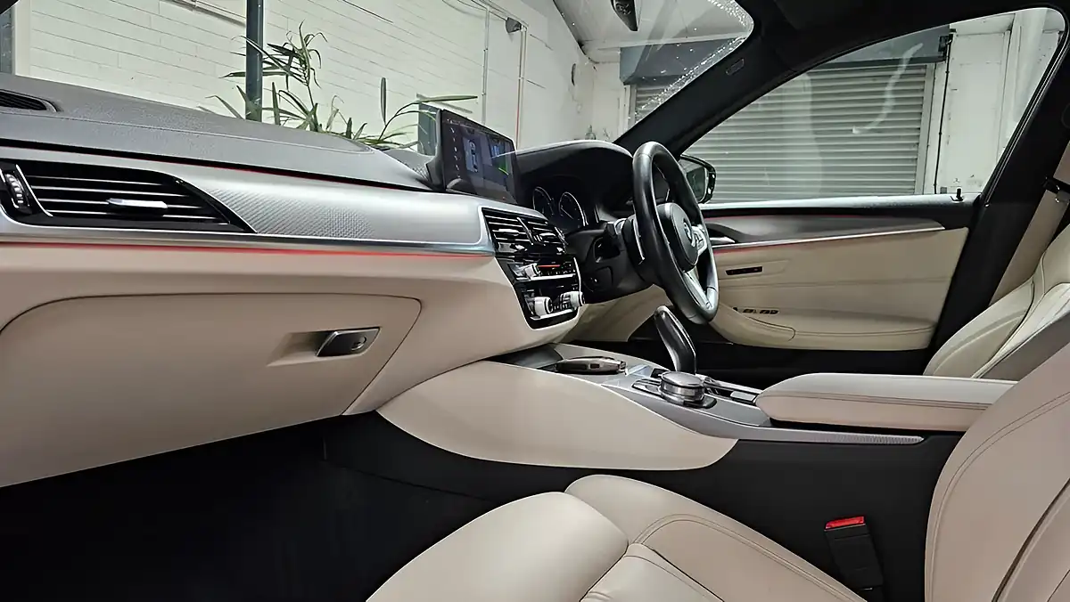 Used 2017 BMW 5 Series M Sport Bluestone - Interior and Exterior details 8