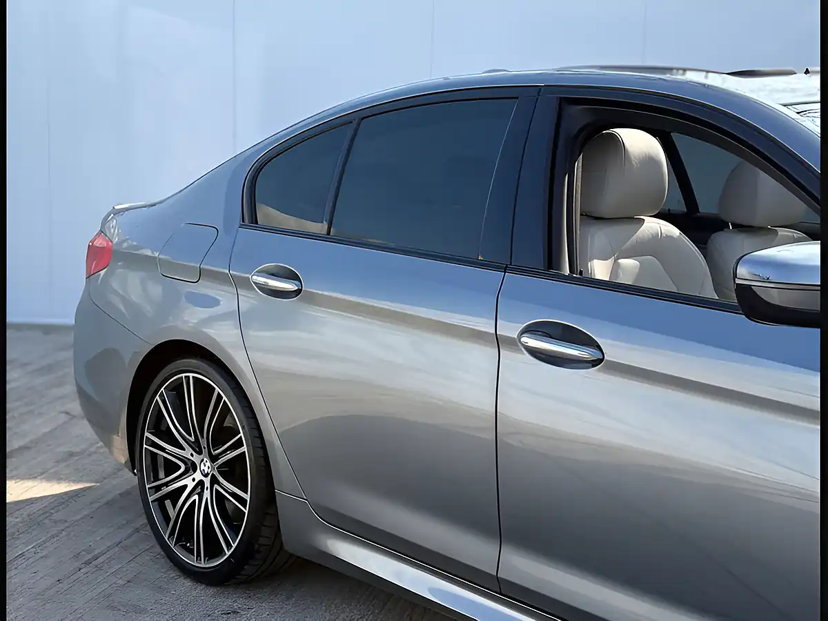 Used 2017 BMW 5 Series M Sport Bluestone - Interior and Exterior details 7