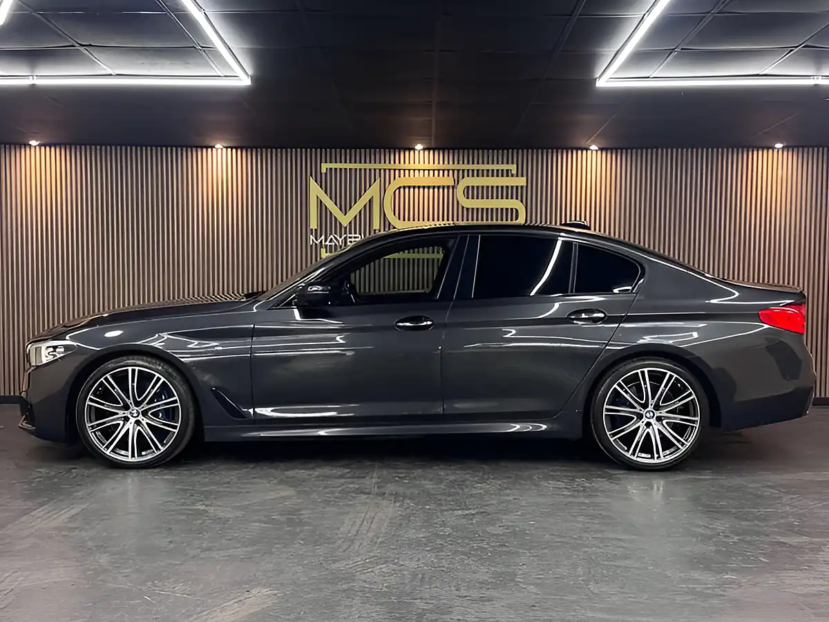 Used 2017 BMW 5 Series M Sport Grey - Interior and Exterior details 8