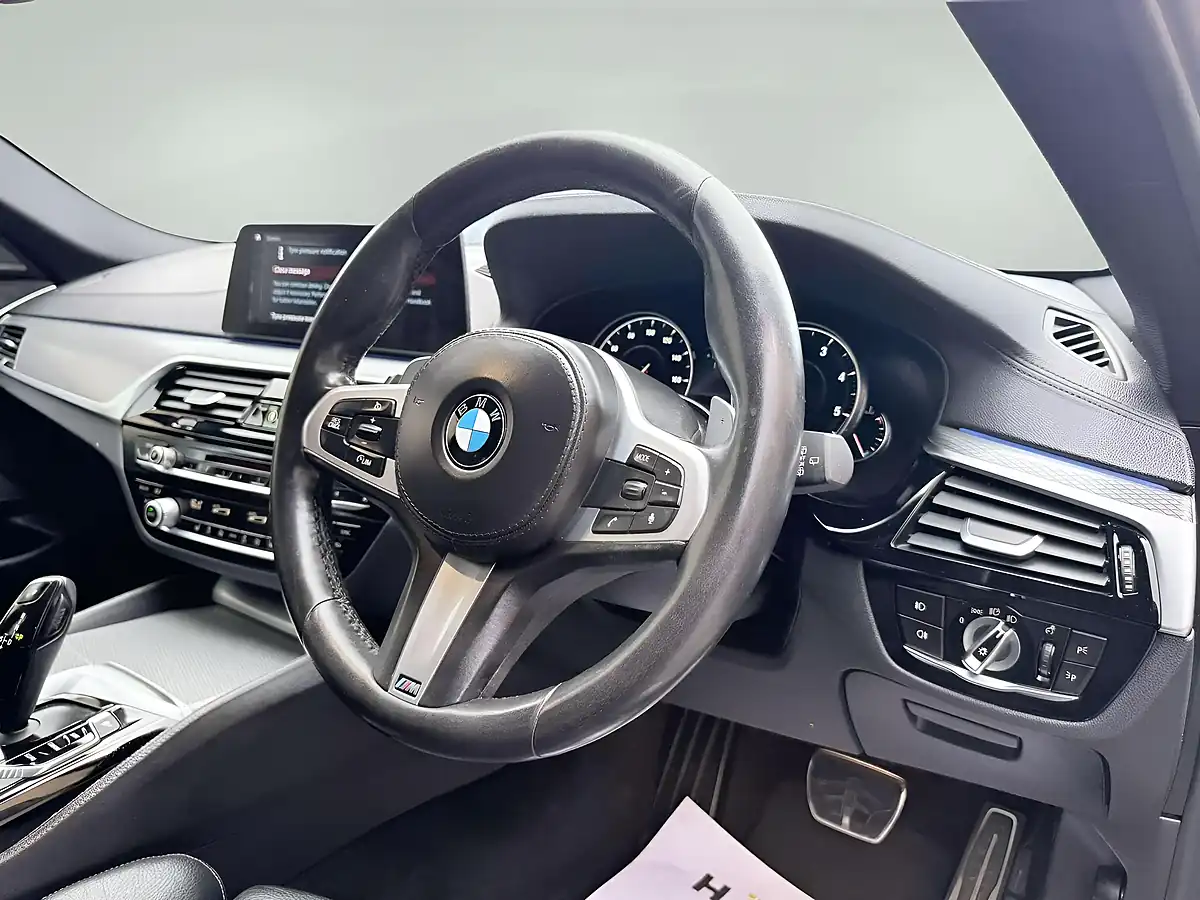 Used 2017 BMW 5 Series M Sport Touring Grey - Interior and Exterior details 10