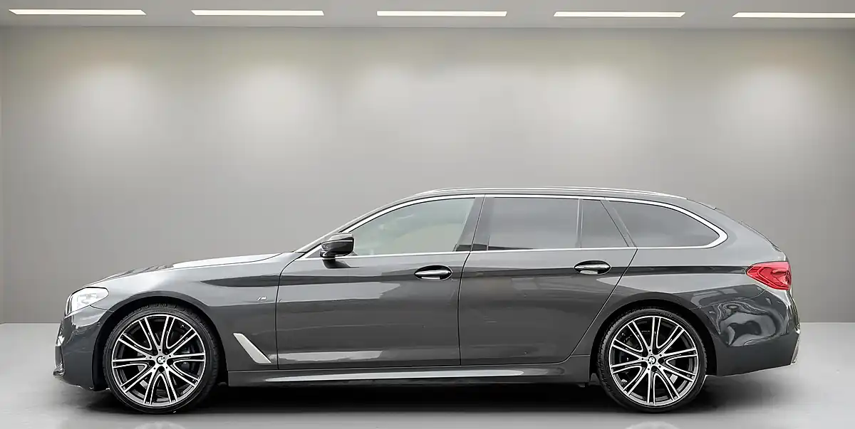 Used 2017 BMW 5 Series M Sport Touring Grey - Interior and Exterior details 9