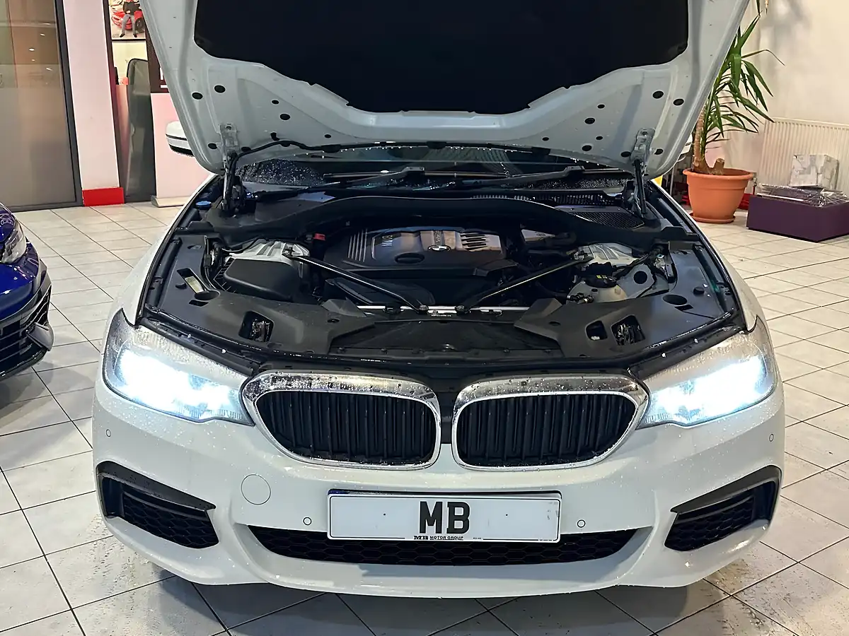 Used 2017 BMW 5 Series M Sport Touring White - Interior and Exterior details 20