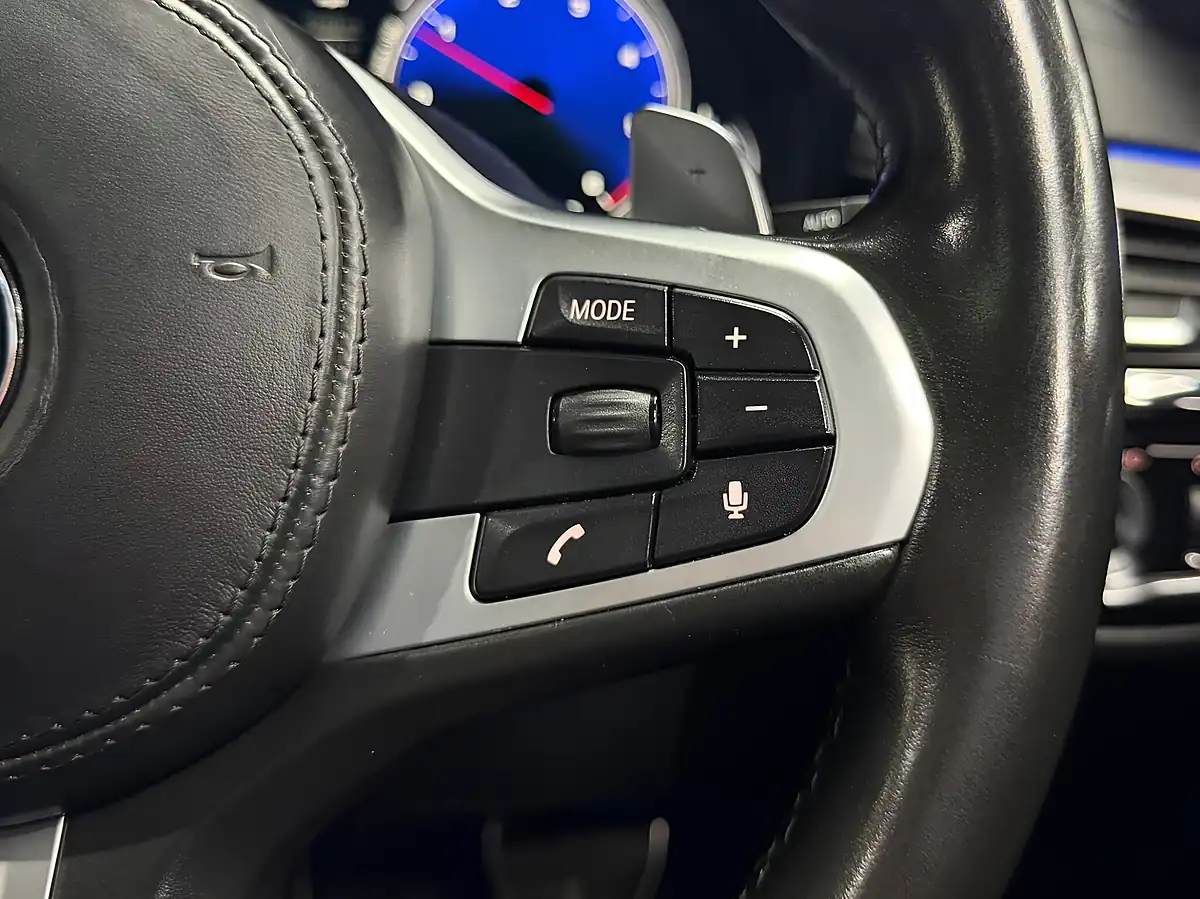 Used 2017 BMW 5 Series M Sport Touring White - Interior and Exterior details 14