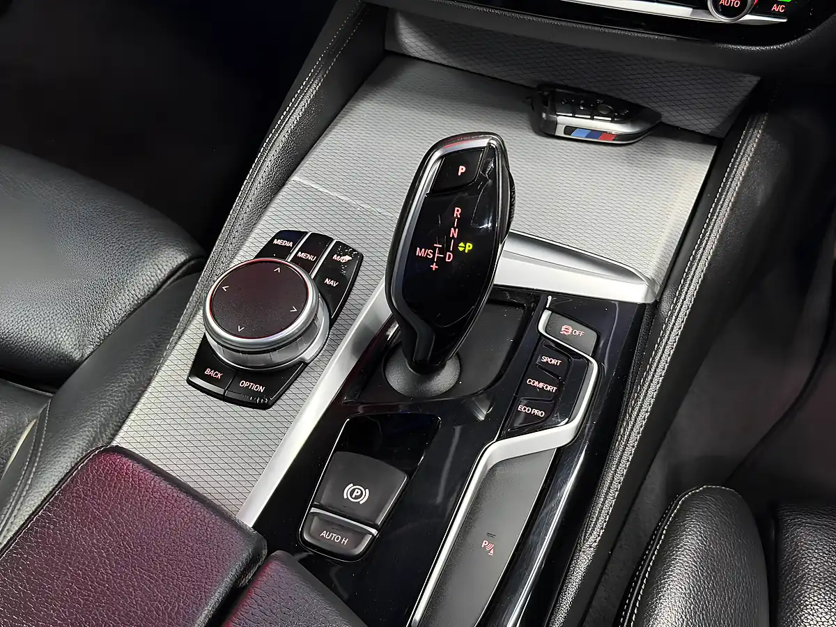 Used 2017 BMW 5 Series M Sport Touring White - Interior and Exterior details 19