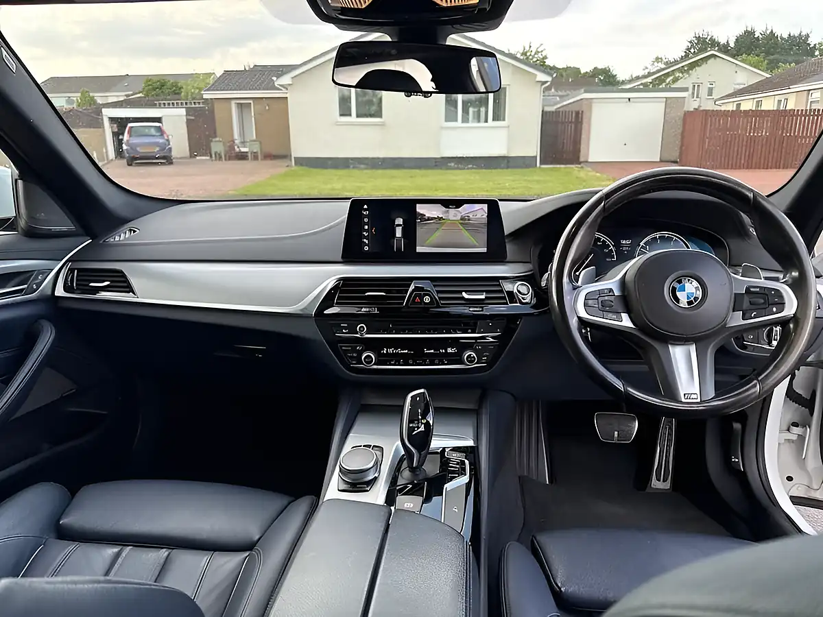 Used 2017 BMW 5 Series M Sport White - Interior and Exterior details 6