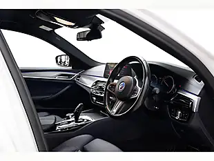 Used 2017 BMW 5 Series M Sport White - Interior and Exterior details 10