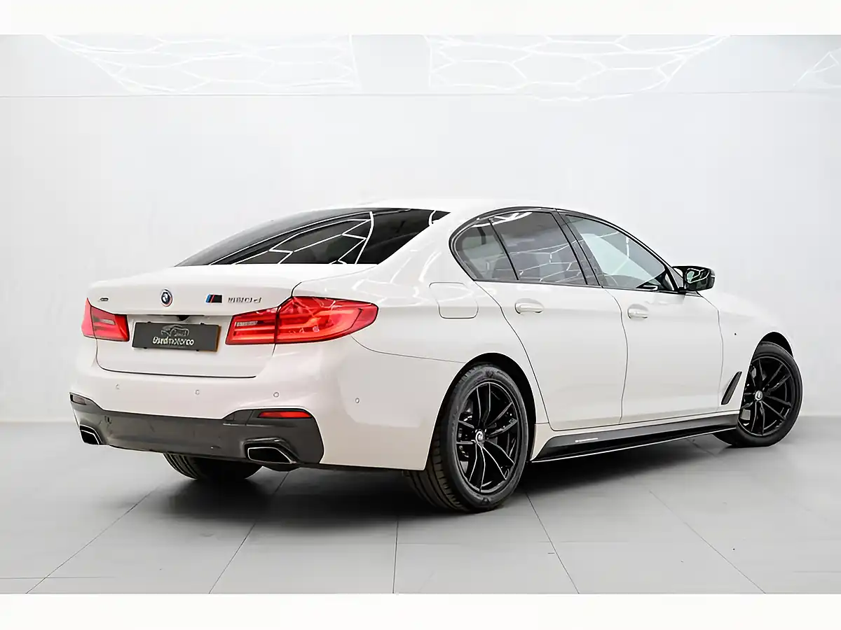 Used 2017 BMW 5 Series M Sport White - Interior and Exterior details 5