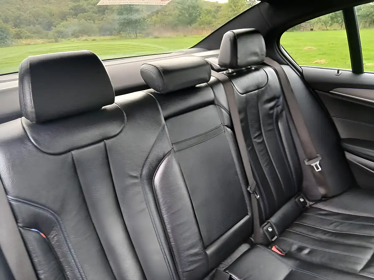 Used 2017 BMW 5 Series M Sport White - Interior and Exterior details 14