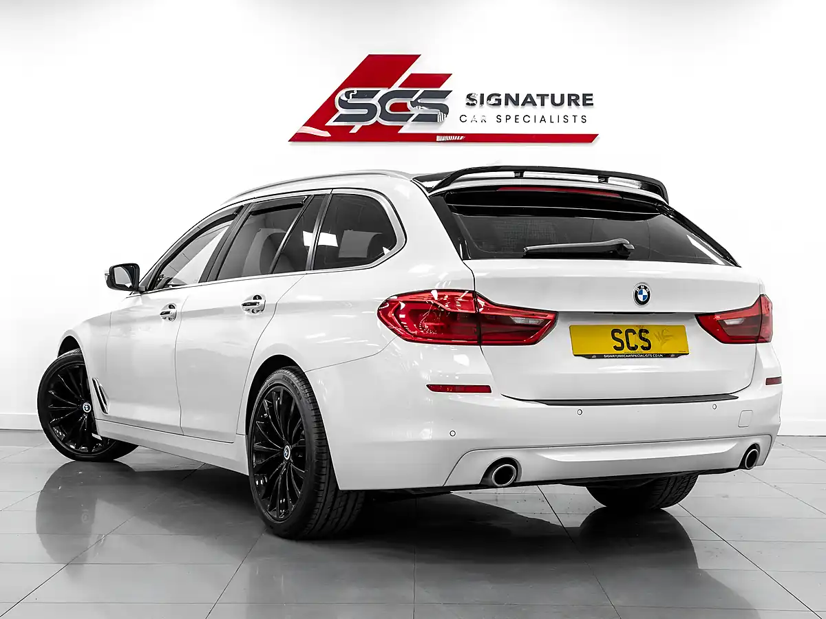 Used 2017 BMW 5 Series Se Alpine White - Interior and Exterior details 4