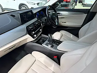 Used 2017 BMW 5 Series Se Black - Interior and Exterior details 12