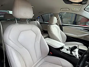 Used 2017 BMW 5 Series Se Black - Interior and Exterior details 14