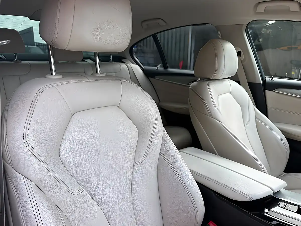 Used 2017 BMW 5 Series Se Black - Interior and Exterior details 8