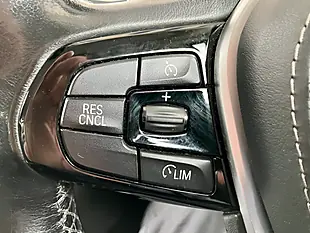 Used 2017 BMW 5 Series Se Blue - Interior and Exterior details 16