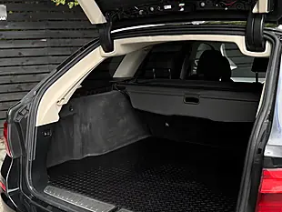 Used 2017 BMW 5 Series Se Touring Black - Interior and Exterior details 12