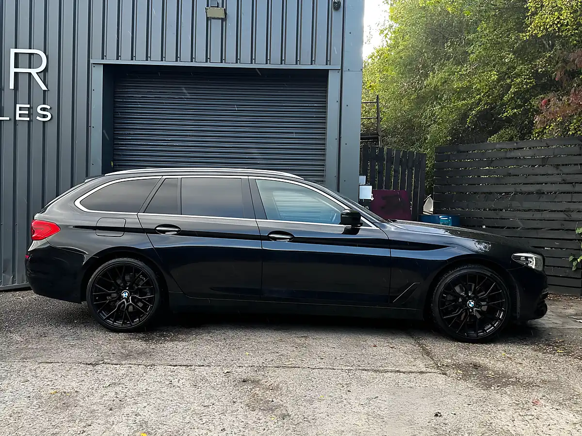 Used 2017 BMW 5 Series Se Touring Black - Interior and Exterior details 4