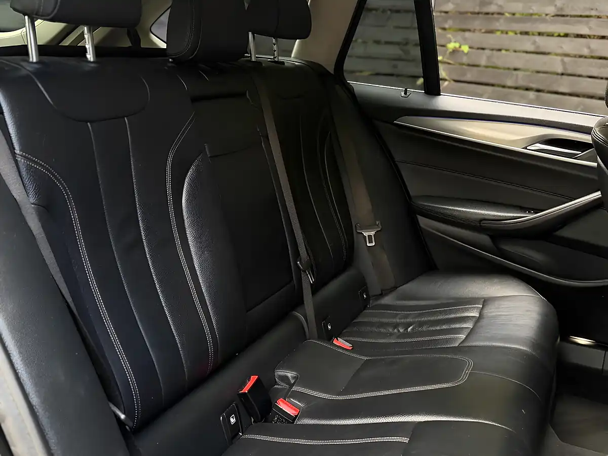 Used 2017 BMW 5 Series Se Touring Black - Interior and Exterior details 8