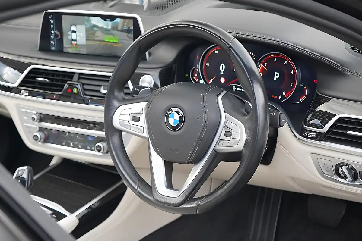 Used 2017 BMW 7 Series M Sport Black - Interior and Exterior details 14