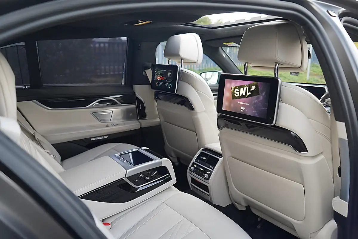 Used 2017 BMW 7 Series M Sport Black - Interior and Exterior details 17